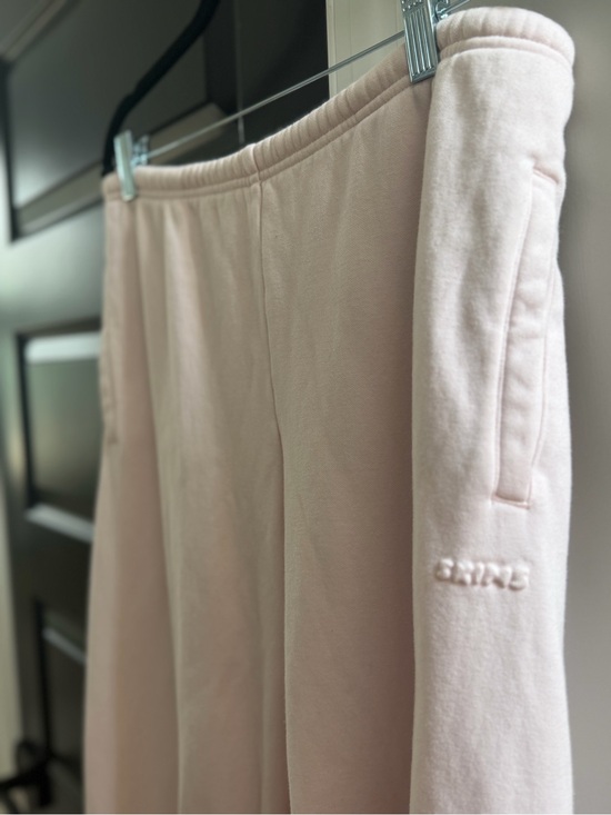 SKIMS Pants - SKIMS sweatpants